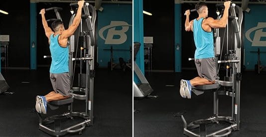 Dominadas en máquina (asistidas) Dominadas asistidas