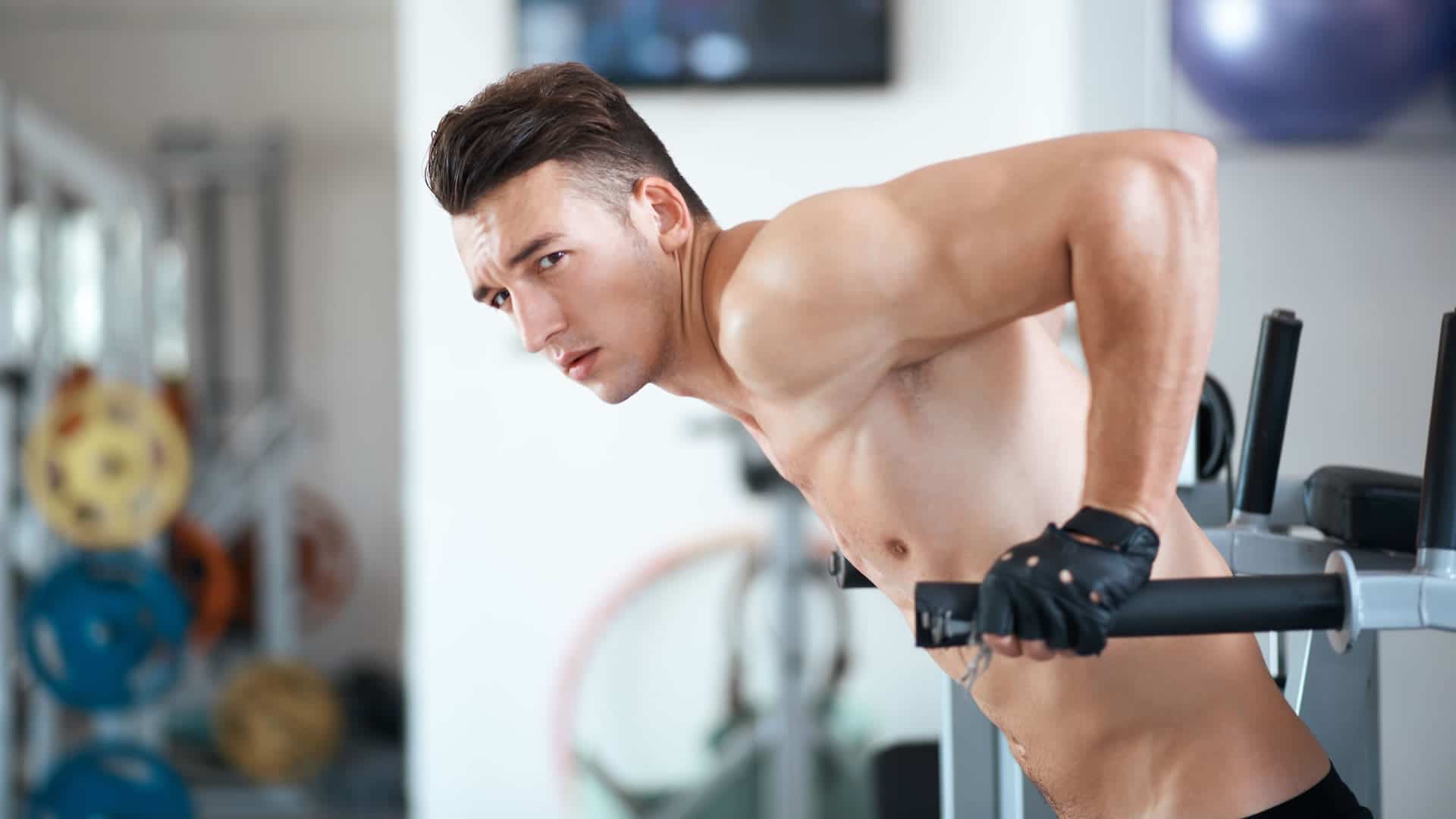 Entrenamiento con fondos para pecho y triceps | Cambiatufisico Entrenamiento con fondos para pecho y triceps | Cambiatufisico
